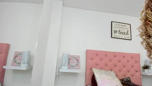 Snapshot of michell_taylor__ chatting on September 2025 03:44:01 AM michell taylor online show from September 2025 03:44:01 AM