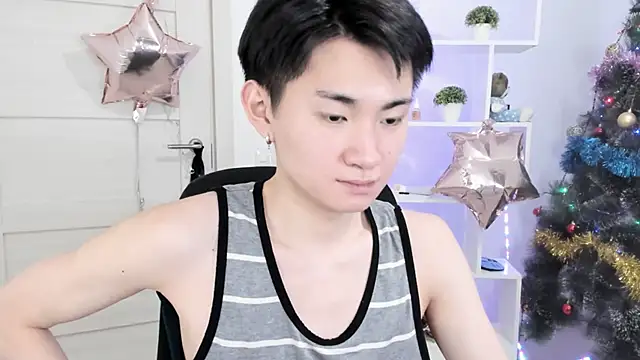 Snapshot of Miram_Yu chatting on December 2024 07:15:02 PM Miram Yu online show from December 2024 07:15:02 PM