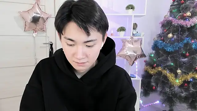 Snapshot of Miram_Yu chatting on December 2024 03:26:02 AM Miram Yu online show from December 2024 03:26:02 AM