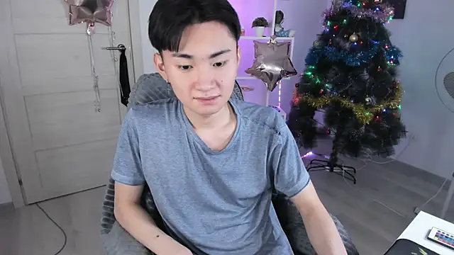 Snapshot of Miram_Yu chatting on December 2024 11:40:01 AM Miram Yu online show from December 2024 11:40:01 AM