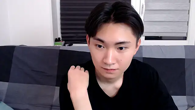 Snapshot of Miram_Yu chatting on January 2025 12:09:01 AM Miram Yu online show from January 2025 12:09:01 AM