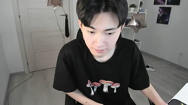 Snapshot of Miram_Yu chatting on January 2025 01:42:01 AM Miram Yu online show from January 2025 01:42:01 AM