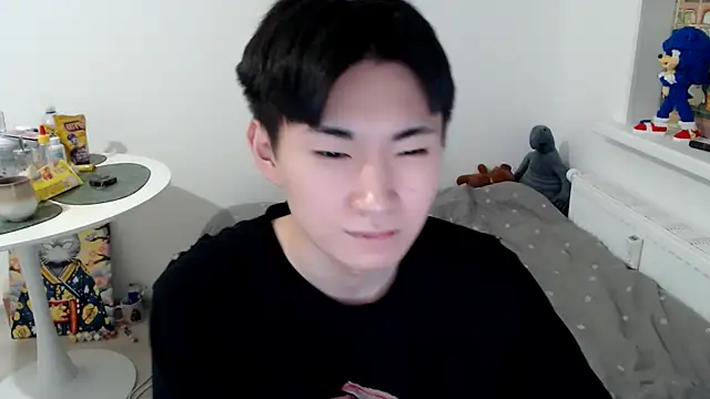 Snapshot of Miram_Yu chatting on November 2025 02:50:01 AM Miram Yu online show from November 2025 02:50:01 AM