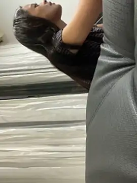 Snapshot of HannaRhodes chatting on December 2025 04:10:01 AM HannaRhodes online show from December 2025 04:10:01 AM