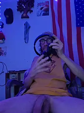 Snapshot of Undercover_Pornstar chatting on March 2026 05:24:02 AM Undercover Pornstar online show from March 2026 05:24:02 AM