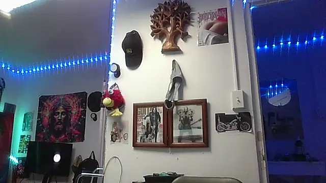 Snapshot of Undercover_Pornstar chatting on March 2026 06:57:01 PM Undercover Pornstar online show from March 2026 06:57:01 PM