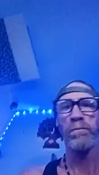 Snapshot of Undercover_Pornstar chatting on March 2026 02:40:02 PM Undercover Pornstar online show from March 2026 02:40:02 PM