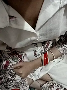 QUEEN-X-CPL online show from September 2025 06:18:02 PM