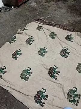 QUEEN-X-CPL online show from September 2025 06:18:01 PM