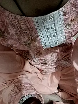 QUEEN-X-CPL online show from September 2025 05:47:02 PM