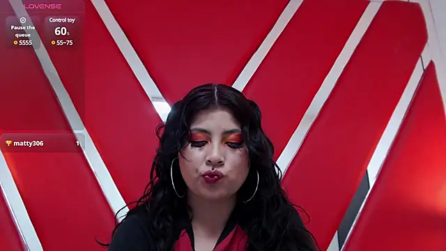 Snapshot of LatentFantasy chatting on February 2025 12:31:02 AM LatentFantasy online show from February 2025 12:31:02 AM