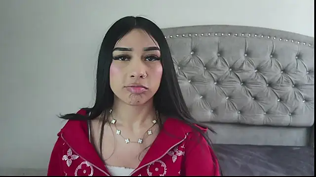 Snapshot of Nesuko_kamado_ chatting on November 2025 05:14:01 PM Nesuko kamado online show from November 2025 05:14:01 PM