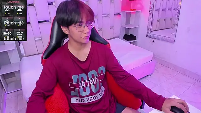 Snapshot of Eriol_ chatting on November 2025 11:45:01 AM Eriol online show from November 2025 11:45:01 AM