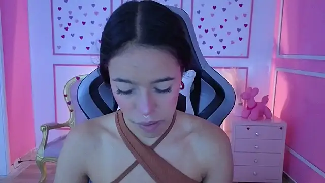 stephania t online show from November 2025 12:38:02 PM