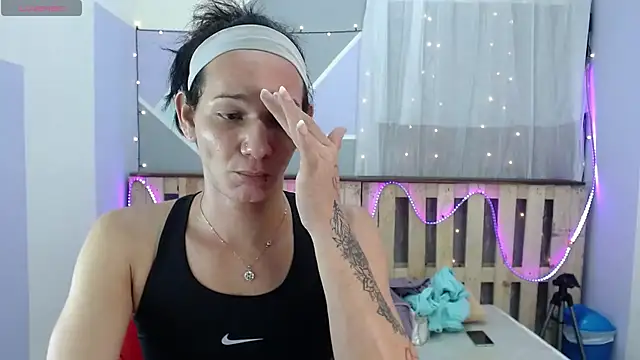 Michellcockxxx online show from February 2025 09:47:02 AM