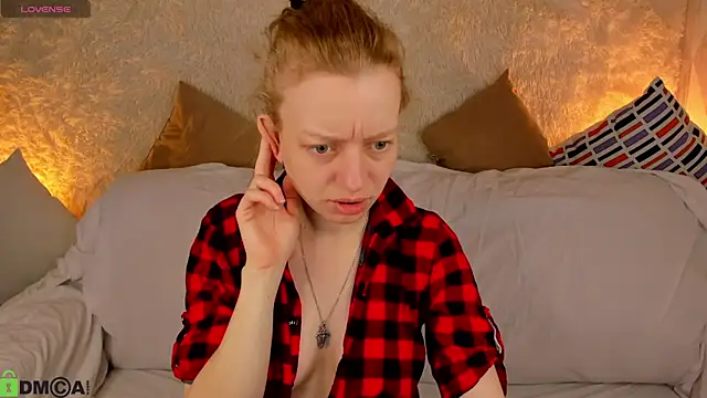 Michelle Blond online show from April 2026 01:03:01 AM