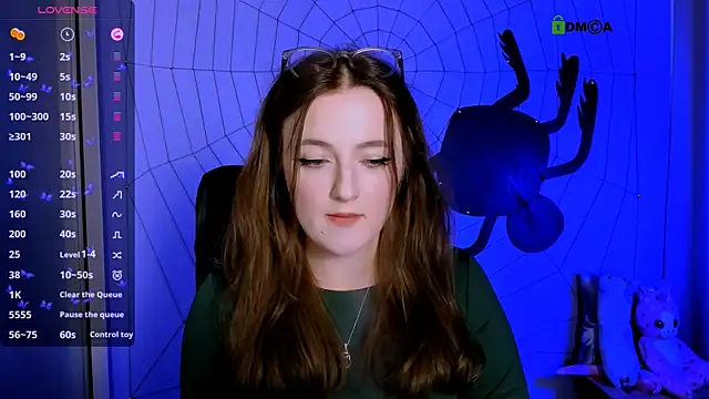 luna berryy online show from October 2025 08:43:02 PM