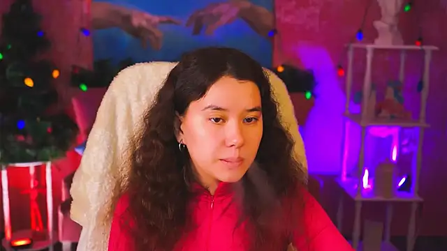 LeesaLee online show from December 2024 08:05:01 AM