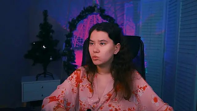 LeesaLee online show from December 2024 08:11:01 AM