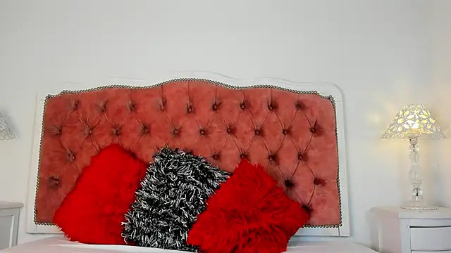 Snapshot of amberlitle chatting on February 2025 12:27:01 PM amberlitle online show from February 2025 12:27:01 PM