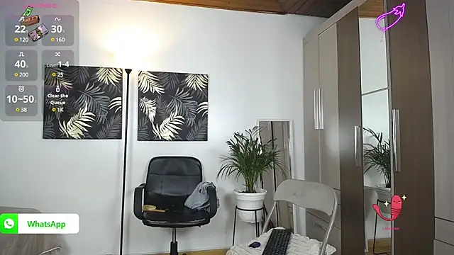 valentino Renato online show from December 2024 06:35:02 AM