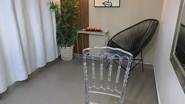 Snapshot of Sharlotte_Milk chatting on November 2025 10:36:02 AM Sharlotte Milk online show from November 2025 10:36:02 AM