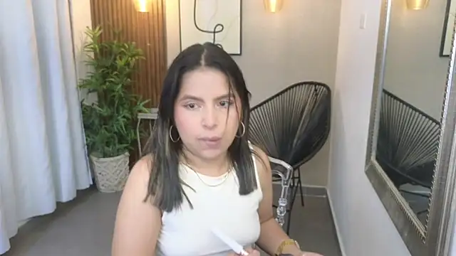 Snapshot of Sharlotte_Milk chatting on November 2025 10:51:01 AM Sharlotte Milk online show from November 2025 10:51:01 AM