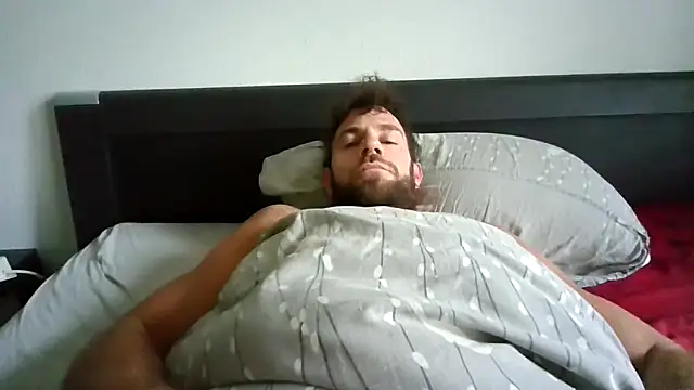 alpha-hunk online show from October 2025 07:40:02 AM