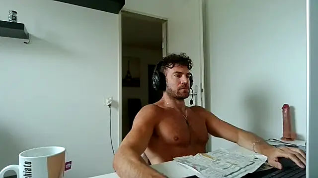 alpha-hunk online show from May 2026 09:25:01 AM