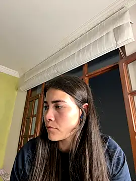 aurora divine online show from October 2025 10:50:01 PM