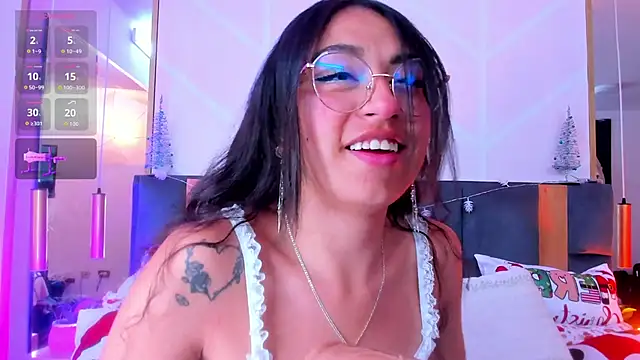 Snapshot of MadyJackson chatting on November 2025 11:56:02 AM MadyJackson online show from November 2025 11:56:02 AM