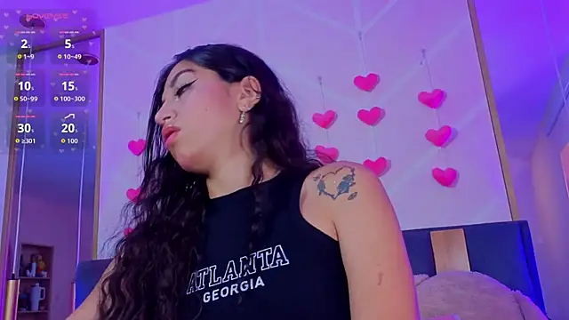 MadyJackson online show from April 2026 12:47:01 PM