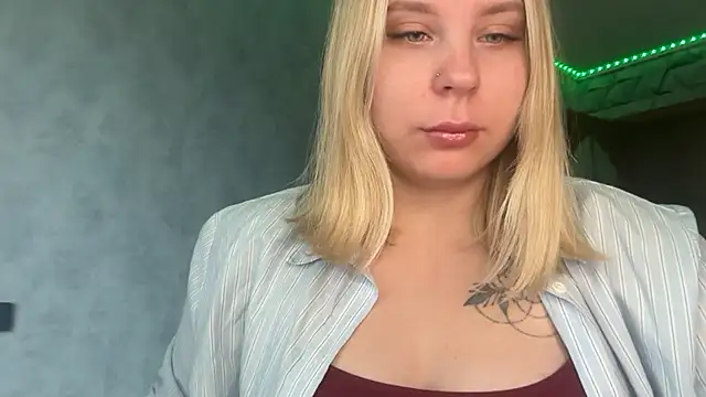 Thalia  Star online show from October 2025 09:13:02 AM