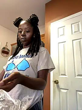 choclatepeaach online show from November 2025 08:33:02 PM