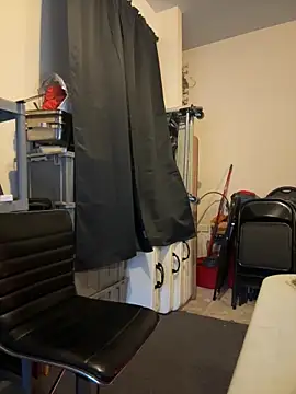 Snapshot of choclatepeaach chatting on December 2025 10:06:02 PM choclatepeaach online show from December 2025 10:06:02 PM