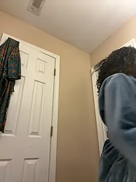 Snapshot of choclatepeaach chatting on January 2026 02:32:01 PM choclatepeaach online show from January 2026 02:32:01 PM