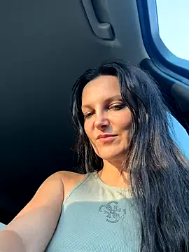 Snapshot of -OLYA- chatting on November 2025 02:06:01 PM -OLYA- online show from November 2025 02:06:01 PM