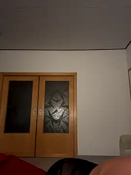 Snapshot of -OLYA- chatting on November 2025 01:47:01 AM -OLYA- online show from November 2025 01:47:01 AM