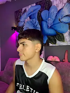 Snapshot of Lyam_ap chatting on September 2025 12:00:02 AM Lyam ap online show from September 2025 12:00:02 AM