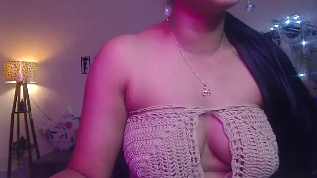 Zonayesha online show from November 2025 02:05:02 PM