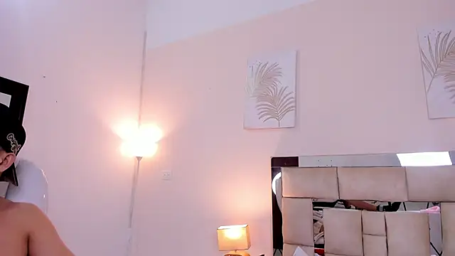 Snapshot of saraandstiven chatting on March 2025 03:09:02 AM saraandstiven online show from March 2025 03:09:02 AM