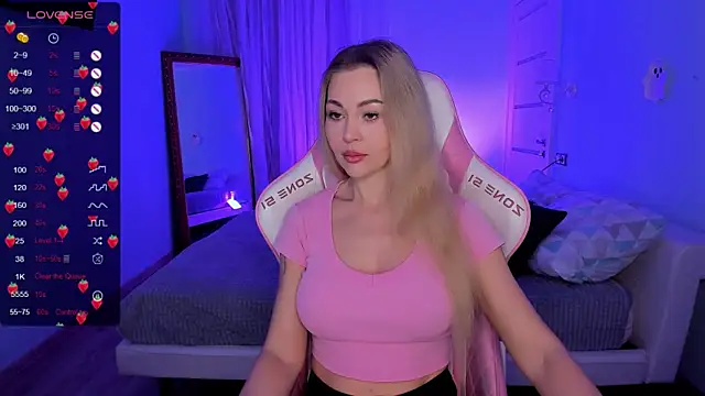 Snapshot of AdeleRoberts chatting on December 2025 01:58:01 AM AdeleRoberts online show from December 2025 01:58:01 AM