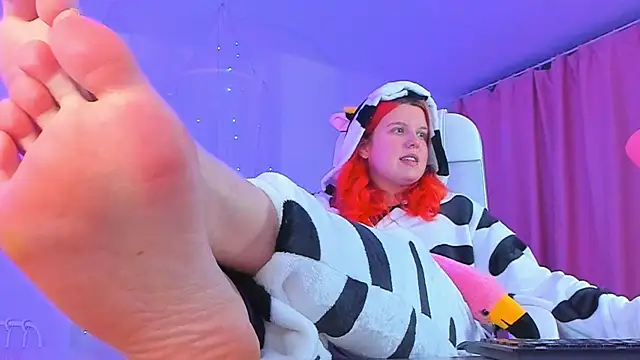 Snapshot of NielletaBlossom chatting on February 2025 08:35:02 PM NielletaBlossom online show from February 2025 08:35:02 PM