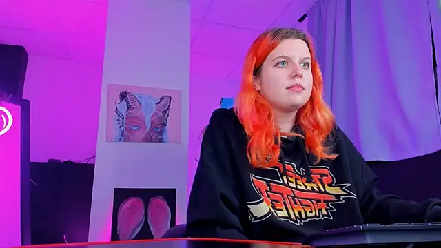 Snapshot of NielletaBlossom chatting on March 2025 08:41:01 AM NielletaBlossom online show from March 2025 08:41:01 AM