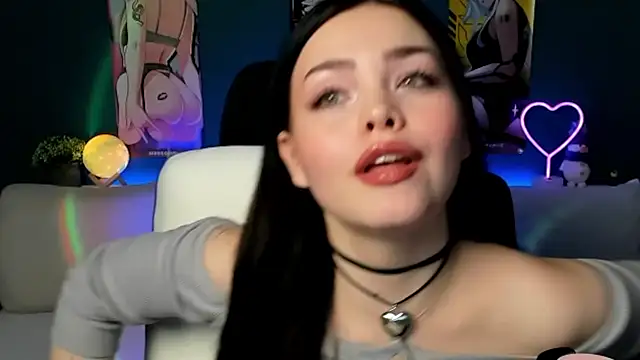 AkiraKatsu online show from December 2024 10:00:01 PM