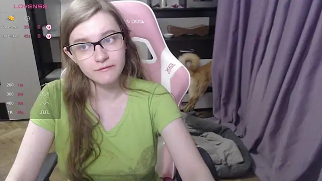 Snapshot of Tomato_Tease chatting on March 2025 08:45:02 PM Tomato Tease online show from March 2025 08:45:02 PM