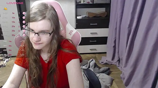 Snapshot of Tomato_Tease chatting on March 2025 10:42:01 PM Tomato Tease online show from March 2025 10:42:01 PM