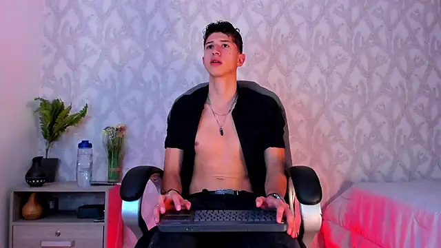 Snapshot of Dorianmistery2322_ chatting on January 2025 04:23:02 AM Dorianmistery2322 online show from January 2025 04:23:02 AM