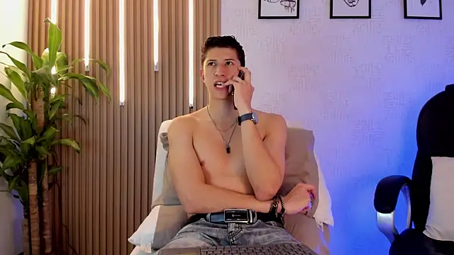 Snapshot of Dorianmistery2322_ chatting on November 2025 11:48:02 PM Dorianmistery2322 online show from November 2025 11:48:02 PM