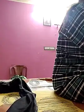 Royalgirl667 online show from December 2024 01:58:02 AM